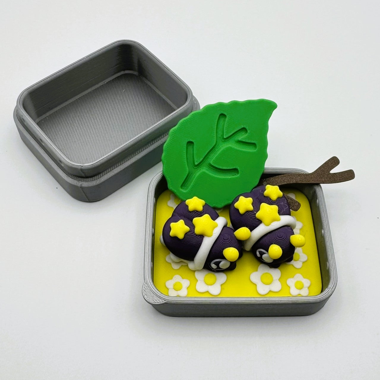Beetle Night Stars Box Desk Toy – Fun Conversation Piece & Office Decor Gift