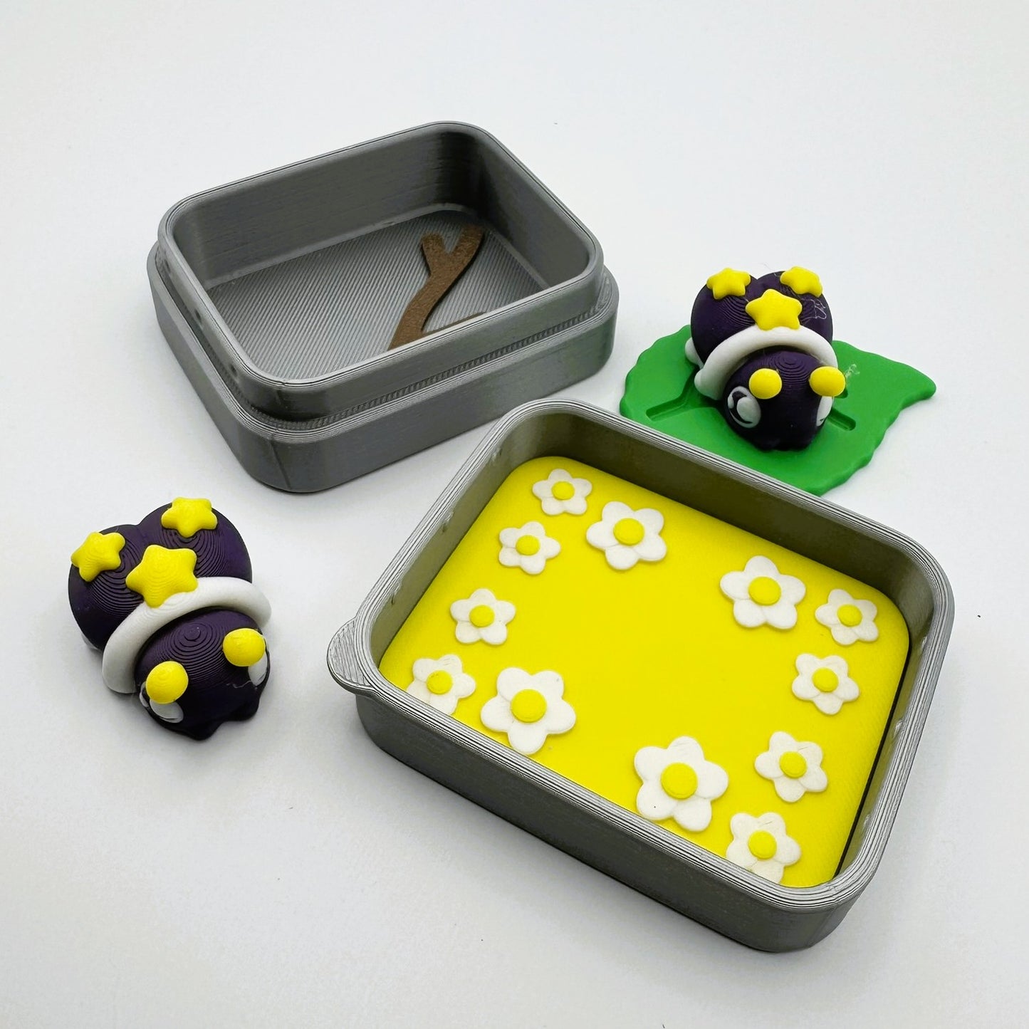 Beetle Night Stars Box Desk Toy – Fun Conversation Piece & Office Decor Gift
