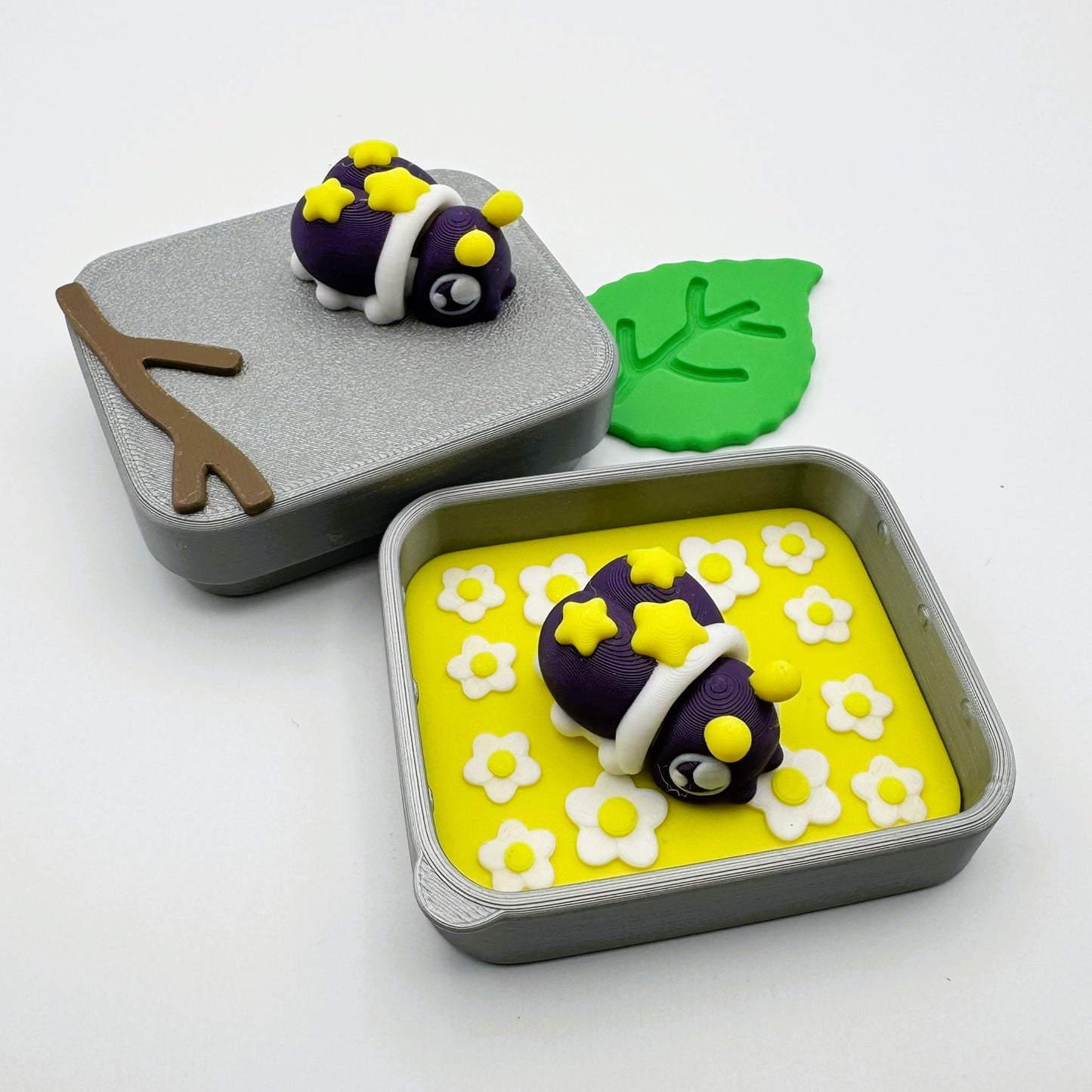 Beetle Night Stars Box Desk Toy – Fun Conversation Piece & Office Decor Gift