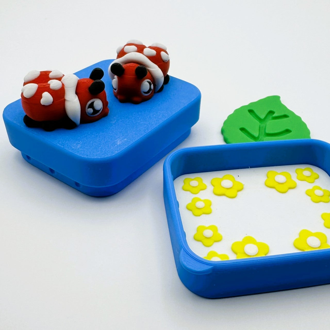 Beetle Love Box Desk Toy – Fun Conversation Piece & Office Decor Gift