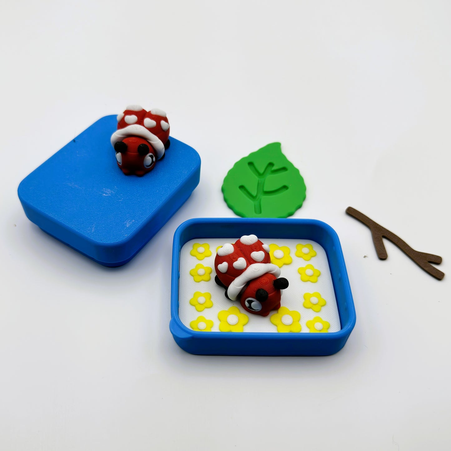 Beetle Love Box Desk Toy – Fun Conversation Piece & Office Decor Gift