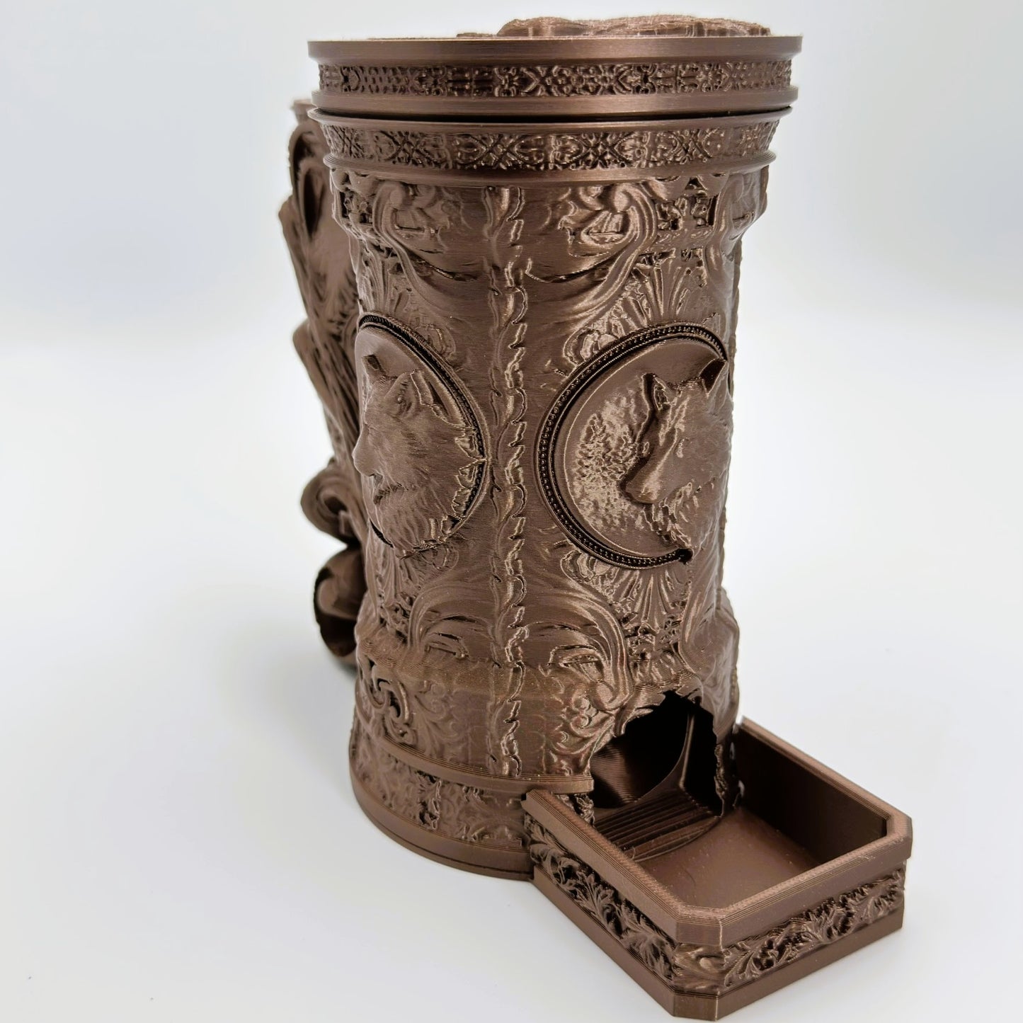 Wolf Themed Dice Tower Tankard with Dice Vault